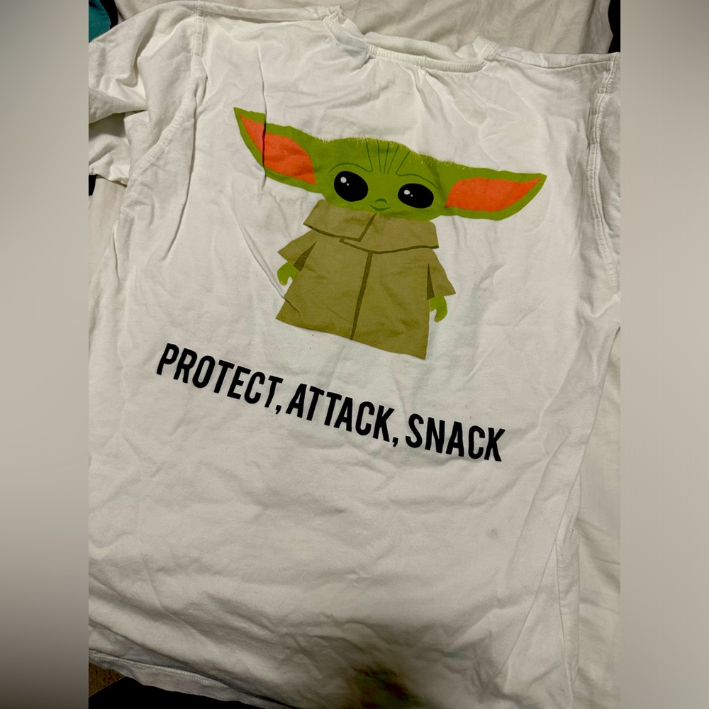 Boys mandalorian shirt